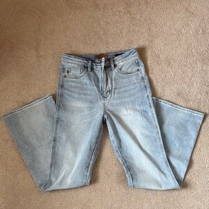 Judy Blue Light Wash Flare Jeans
